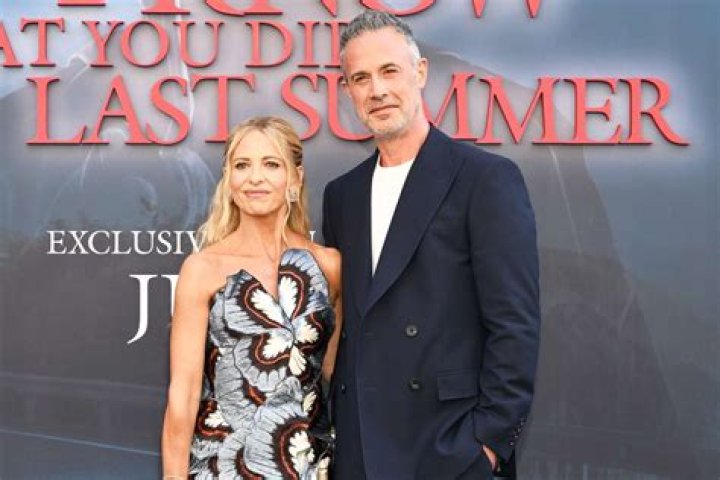 Rachael Leigh Cook Reveals the Hysterical Way She First Met 'She's All That' Co-Star Freddie Prinze Jr.